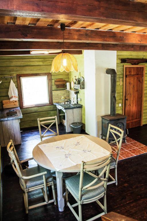 Vabalyne Guest House Vilkiskes Luaran gambar